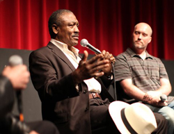 Smokin' Joe takes questions from the audience
